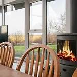 5 Star Holiday Home In Hojslev