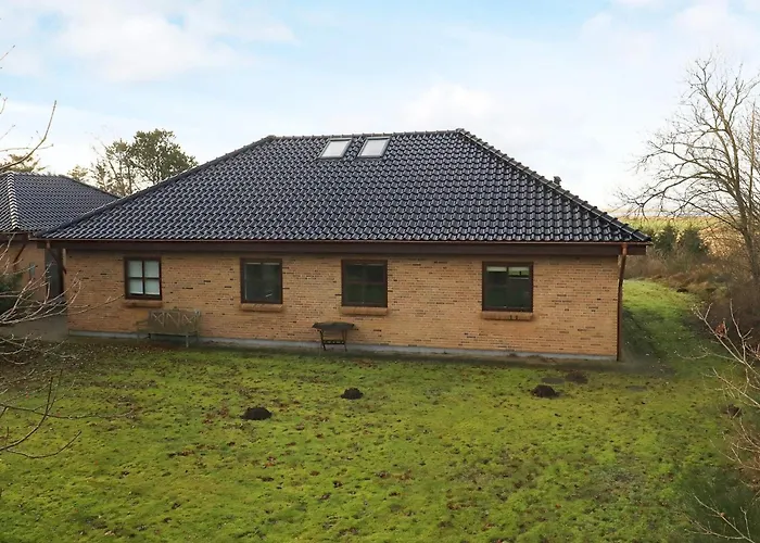 Luxury Fjordview Retreat-by Traum بيت للعطل Højslev