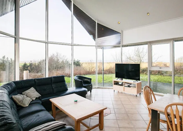 Luxury Fjordview Retreat-by Traum بيت للعطل Højslev